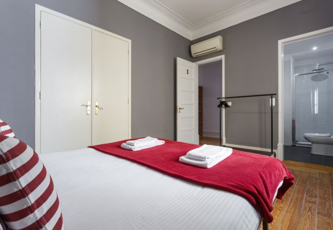 Apartment in Lisbon - Strawberry Fields   - 6 bedroom at Avenida Apartment in Lisbon - Strawberry Fields   - 6 bedroom at Avenida