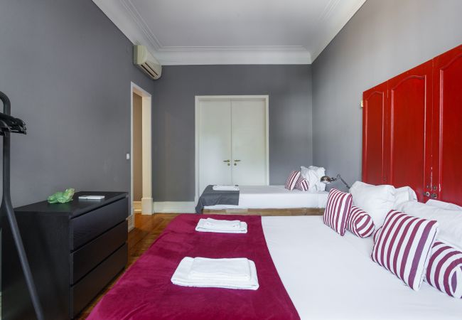 Apartment in Lisbon - Strawberry Fields   - 6 bedroom at Avenida Apartment in Lisbon - Strawberry Fields   - 6 bedroom at Avenida