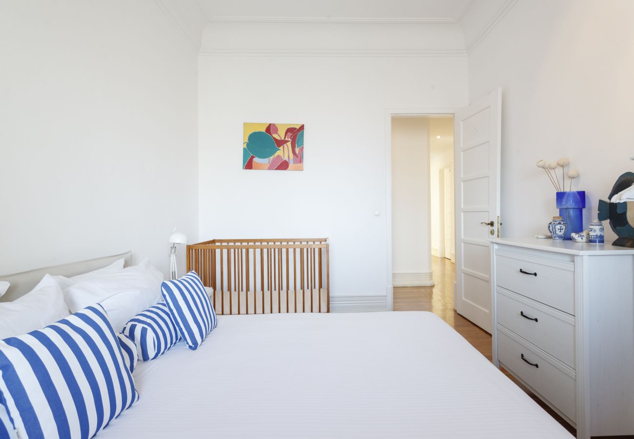 Apartment in Lisbon - Strawberry Fields   - 6 bedroom at Avenida Apartment in Lisbon - Strawberry Fields   - 6 bedroom at Avenida