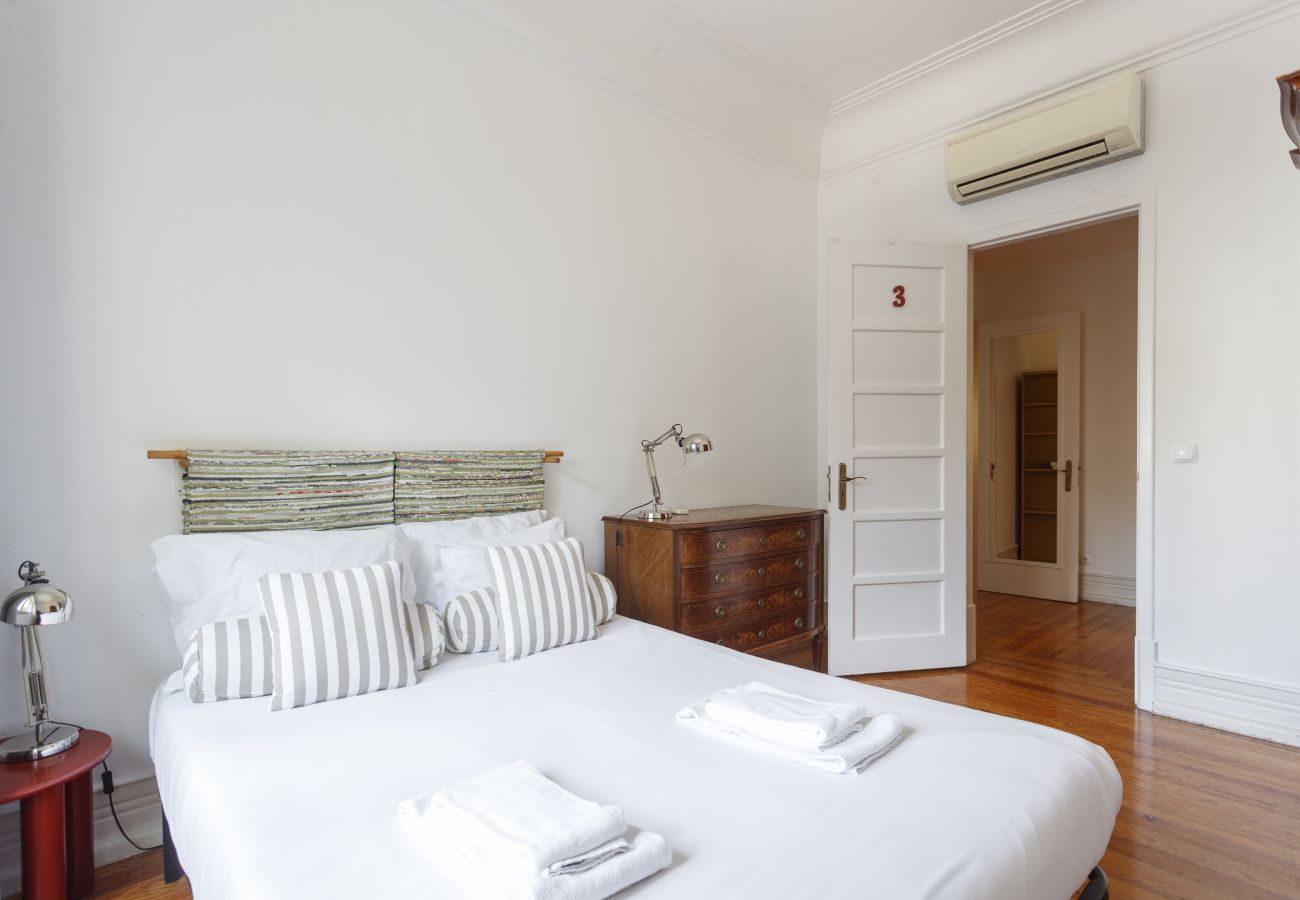 Apartment in Lisbon - Strawberry Fields   - 6 bedroom at Avenida Apartment in Lisbon - Strawberry Fields   - 6 bedroom at Avenida