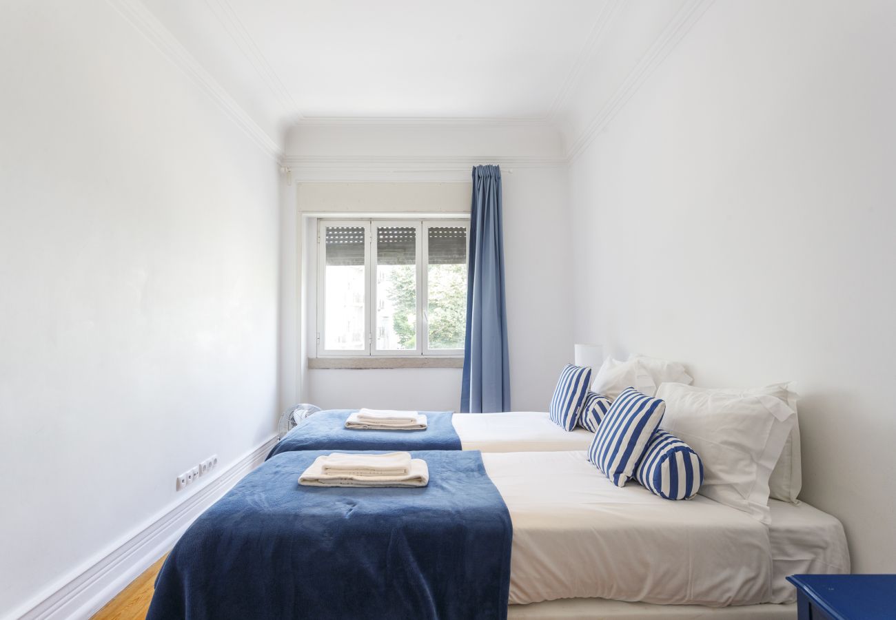 Apartment in Lisbon - Strawberry Fields   - 6 bedroom at Avenida Apartment in Lisbon - Strawberry Fields   - 6 bedroom at Avenida