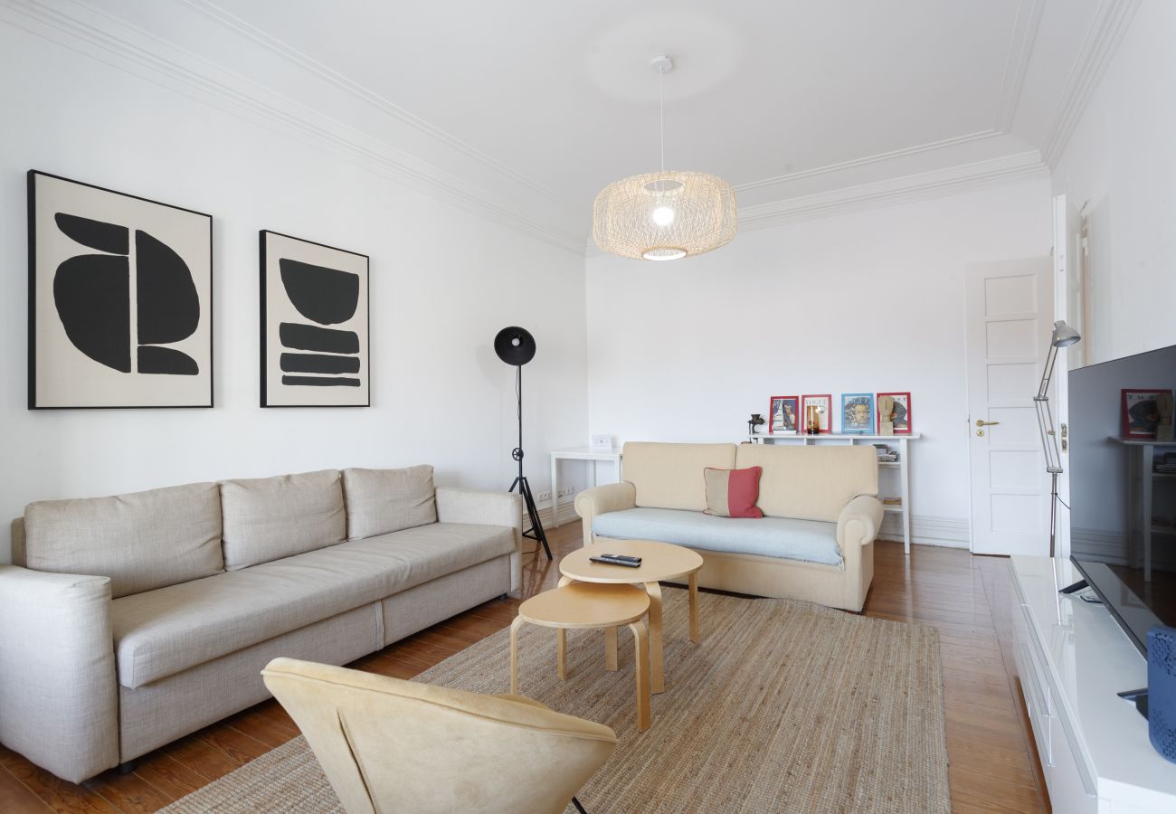 Apartment in Lisbon - Strawberry Fields   - 6 bedroom at Avenida Apartment in Lisbon - Strawberry Fields   - 6 bedroom at Avenida