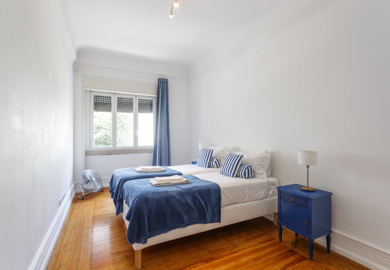 Apartment in Lisbon - Strawberry Fields   - 6 bedroom at Avenida Apartment in Lisbon - Strawberry Fields   - 6 bedroom at Avenida