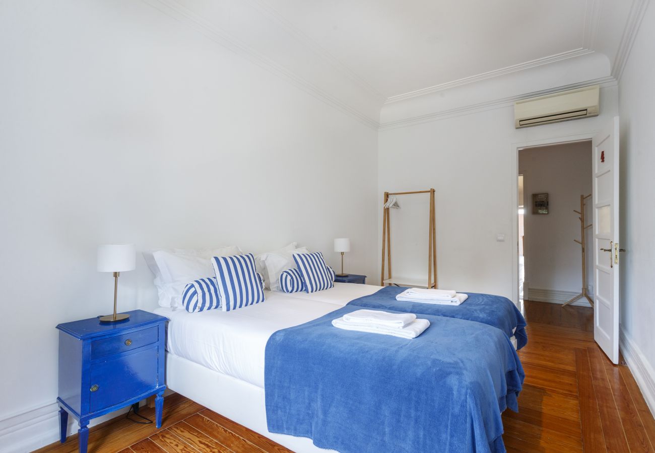 Apartment in Lisbon - Strawberry Fields   - 6 bedroom at Avenida Apartment in Lisbon - Strawberry Fields   - 6 bedroom at Avenida