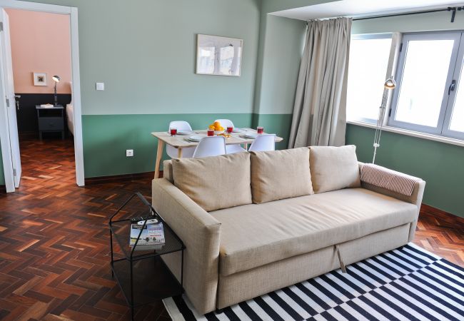 Apartment in Lisbon - Cosmopolitan Comfort in Lisbon (4A)- by Misha's Pl Apartment in Lisbon - Cosmopolitan Comfort in Lisbon (4A)- by Misha's Pl