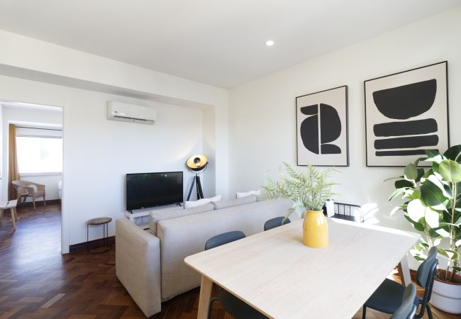 Apartment in Lisboa - Divine Port's Wine in Lisbon by Misha's Place (2B)