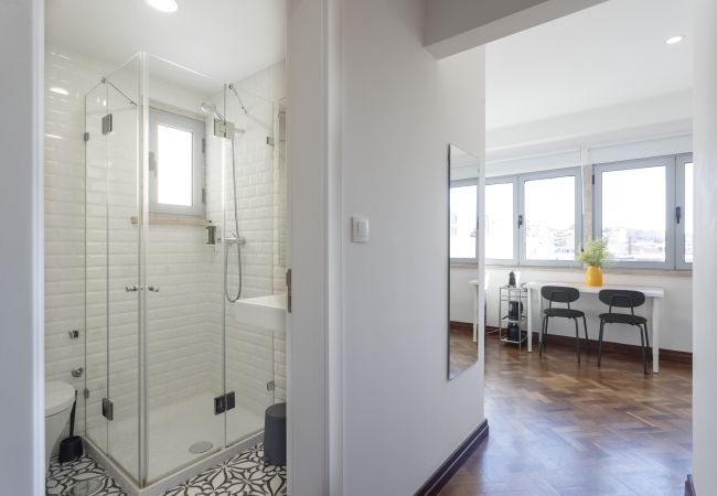 Apartment in Lisbon - Margarita's Day in Lisbon - by Misha's Place (2C) Apartment in Lisbon - Margarita's Day in Lisbon - by Misha's Place (2C)