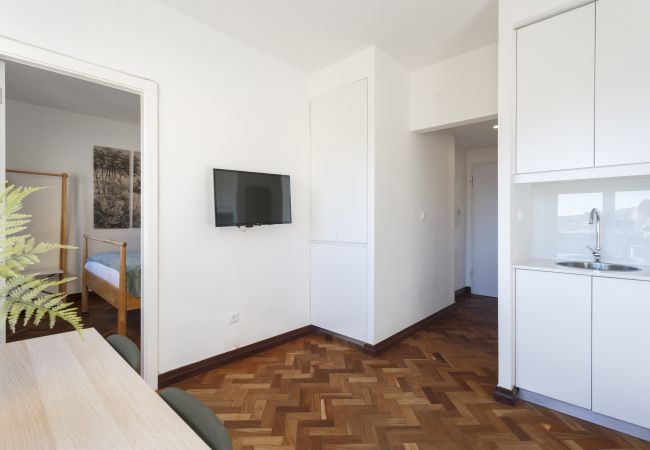 Apartment in Lisbon - Margarita's Day in Lisbon - by Misha's Place (2C) Apartment in Lisbon - Margarita's Day in Lisbon - by Misha's Place (2C)