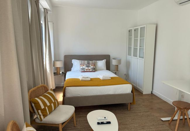 Apartment in Lisboa - Sip & Savor on the Terrace - By Misha's Place (1C)