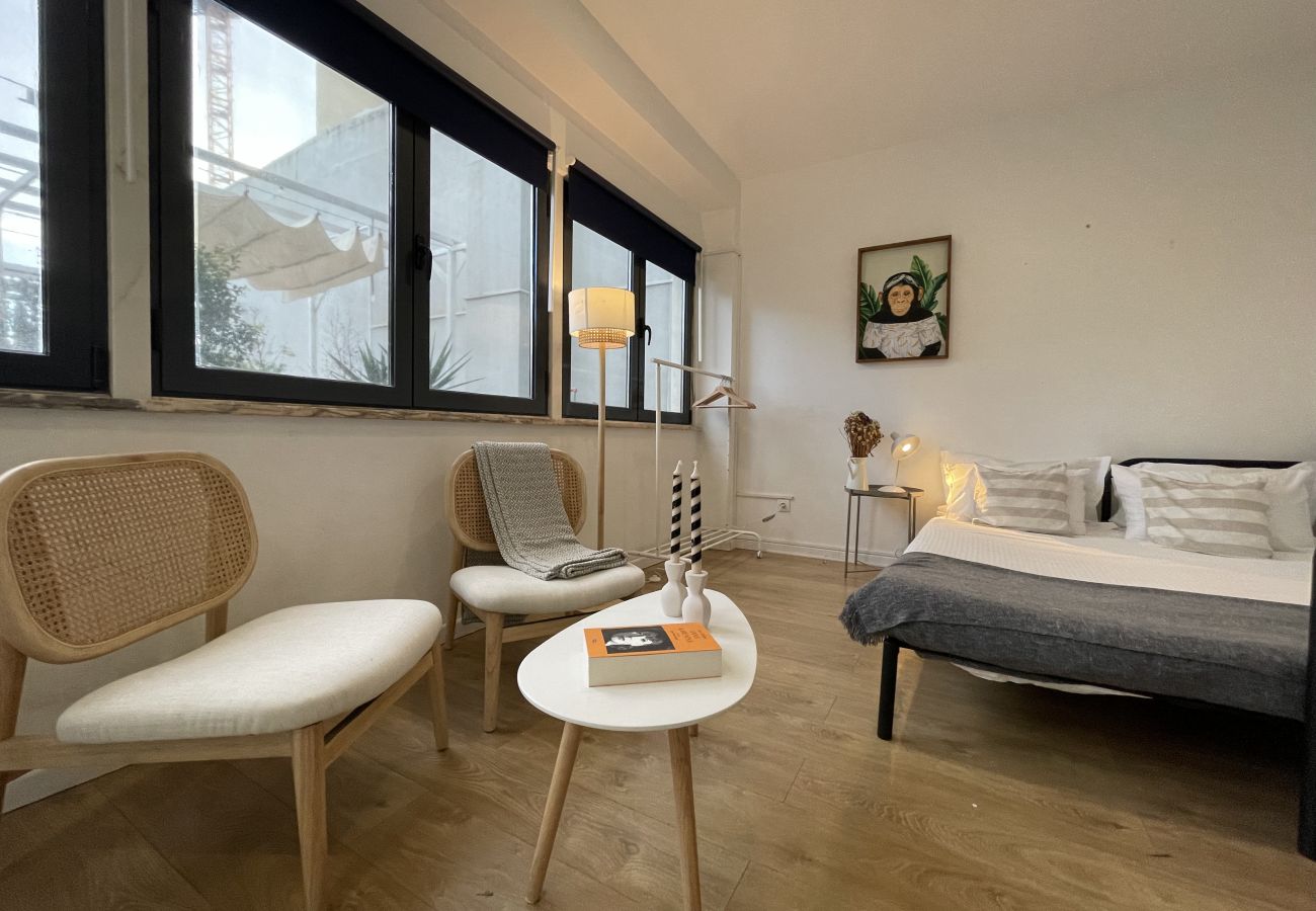 Apartment in Lisbon - Sip & Savor on the Terrace - By Misha's Place (1C) Apartment in Lisbon - Sip & Savor on the Terrace - By Misha's Place (1C)