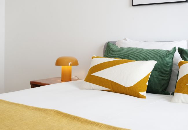 Apartment in Lisbon - The Alcântara Metropolitan Apartment – Gateway to  Apartment in Lisbon - The Alcântara Metropolitan Apartment – Gateway to