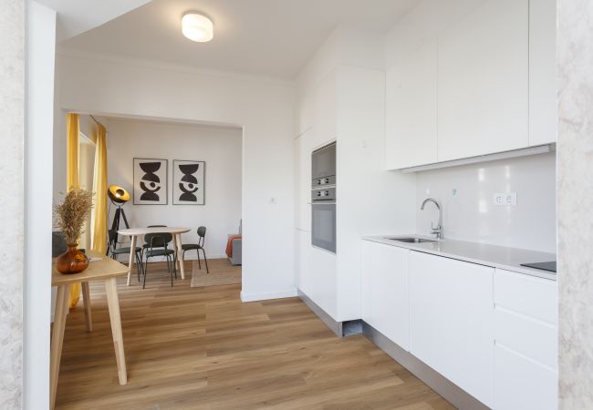Apartment in Lisbon - The Alcântara Metropolitan Apartment – Gateway to  Apartment in Lisbon - The Alcântara Metropolitan Apartment – Gateway to
