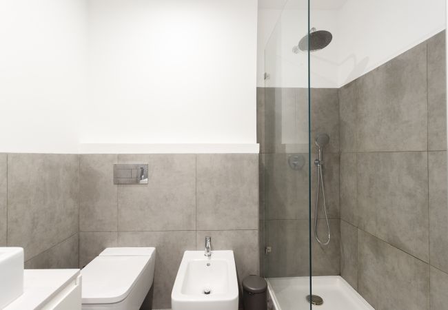 Apartment in Lisbon - The Alcântara Metropolitan Apartment – Gateway to  Apartment in Lisbon - The Alcântara Metropolitan Apartment – Gateway to